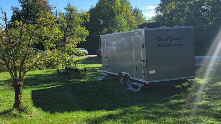 luxury, mobile restroom trailers for your wedding or event